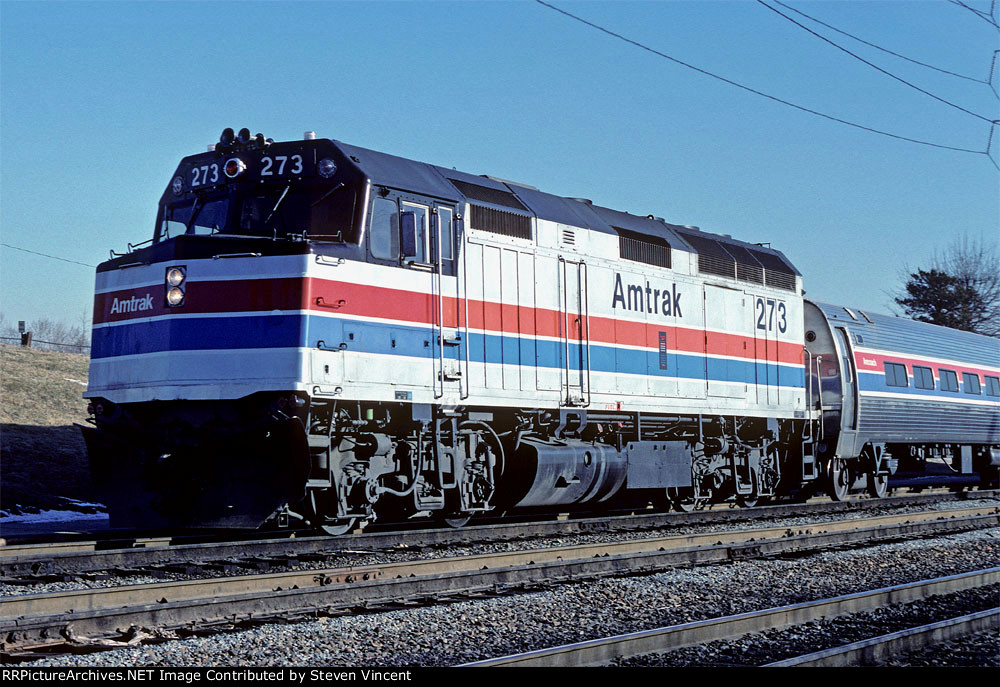 Amtrak F40PH AMTK #273 leads a 2 car "Hilltopper".